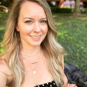 Meet your Posher, Lela